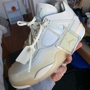 Air Jordan 4 Retro Sp off-white